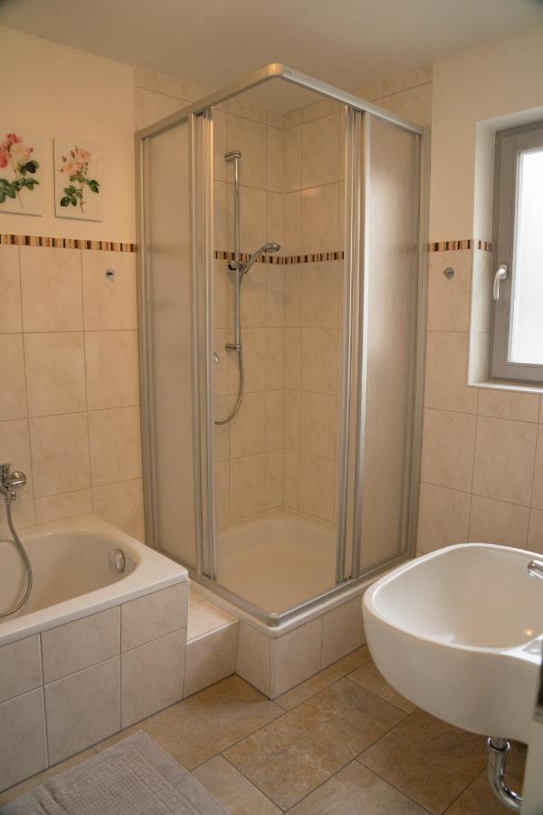 Urlaubsfreude Biedermann Haus Blumenglueck - Rose Apartamento Sebnitz Exterior foto